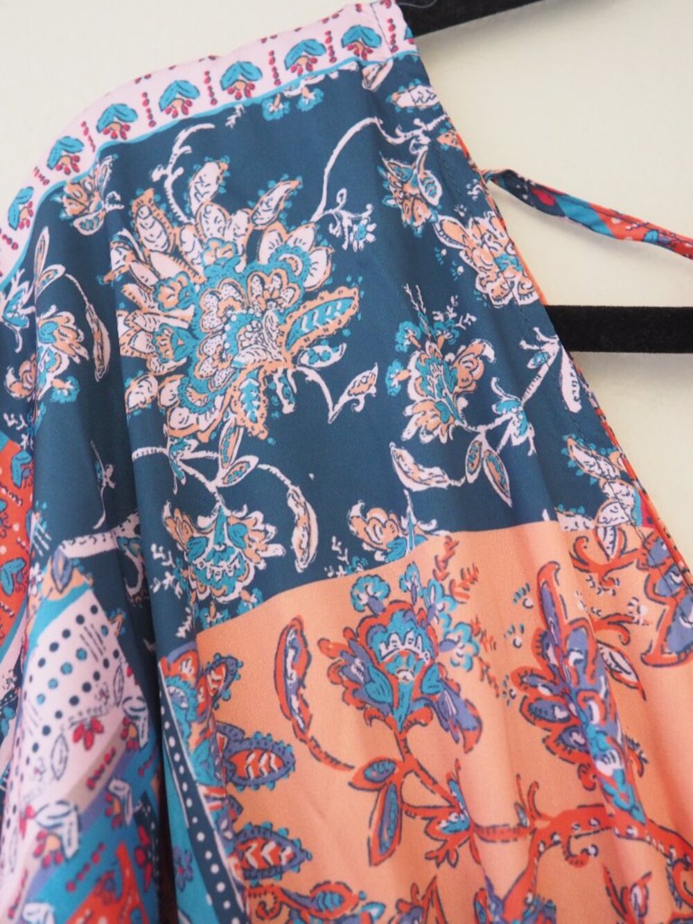 Flying Tomato Satin Multicolor V-Neck Dolman Sleeve Elastic Waist Mini Dress - Picture 5 of 7